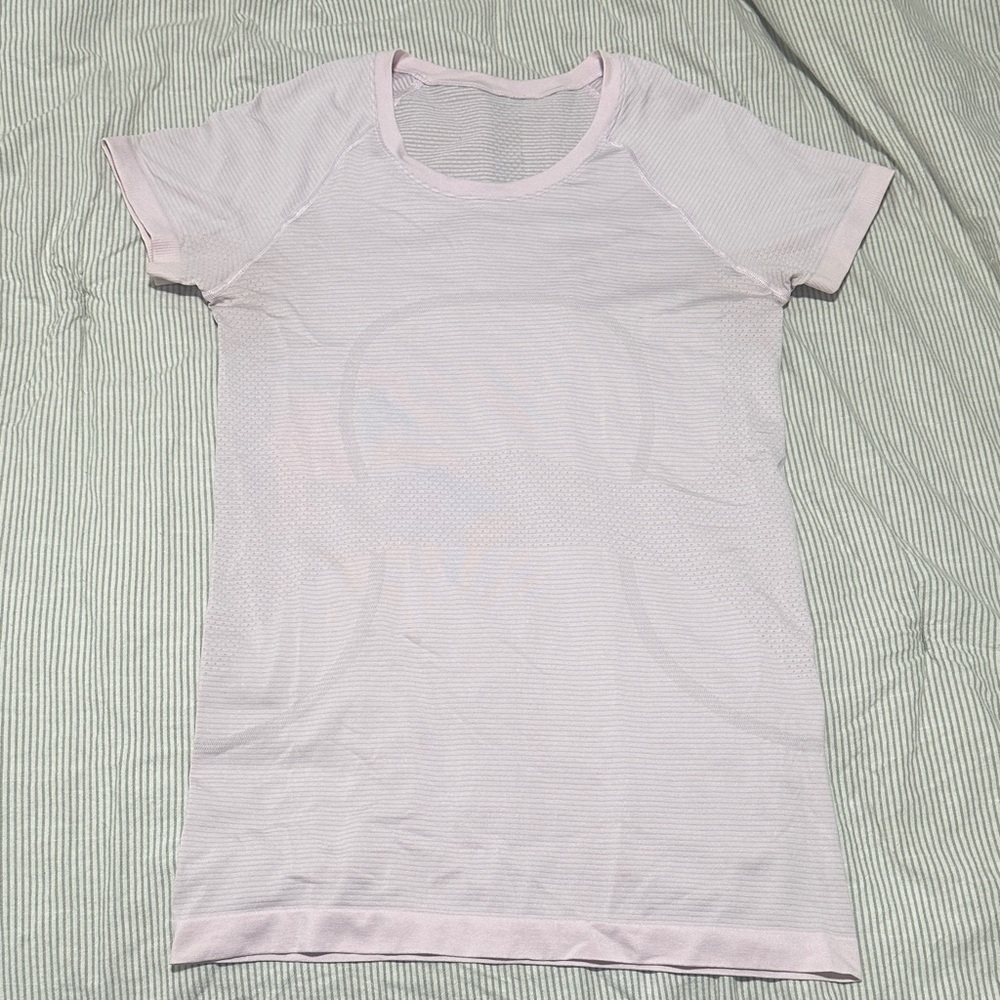 Lululemon swiftly short sleeve size 6 in meadowsweet pink